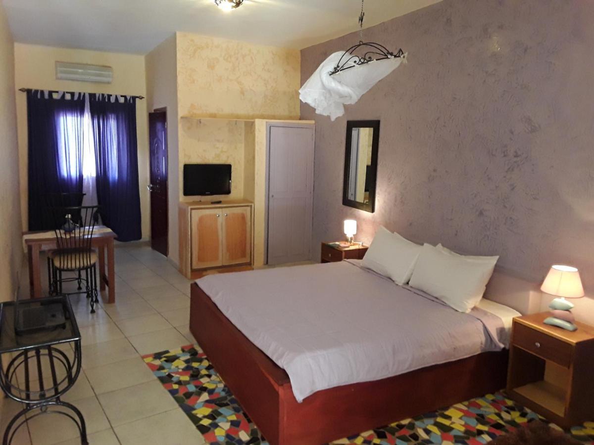 Hotel Grazia Maria M'Bour Exterior photo